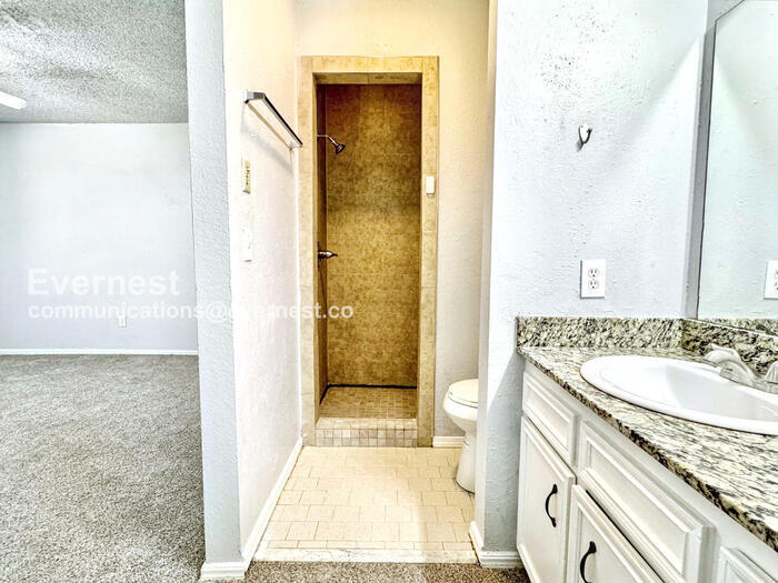 Building Photo - 6502 S 83rd East Ave