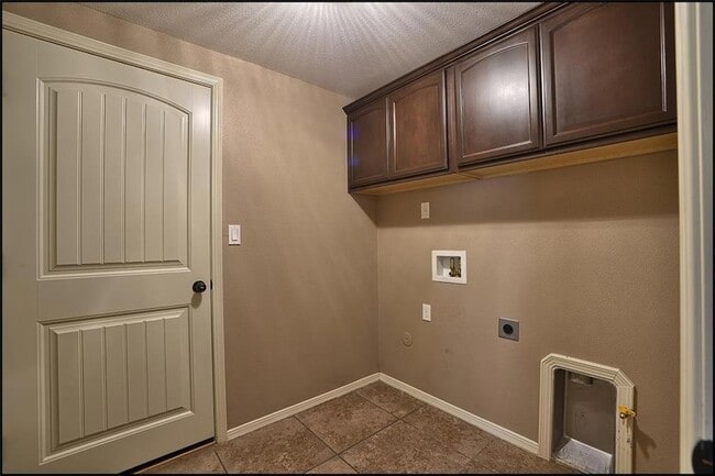 Building Photo - 14302 Pancho Gonzalez Ct