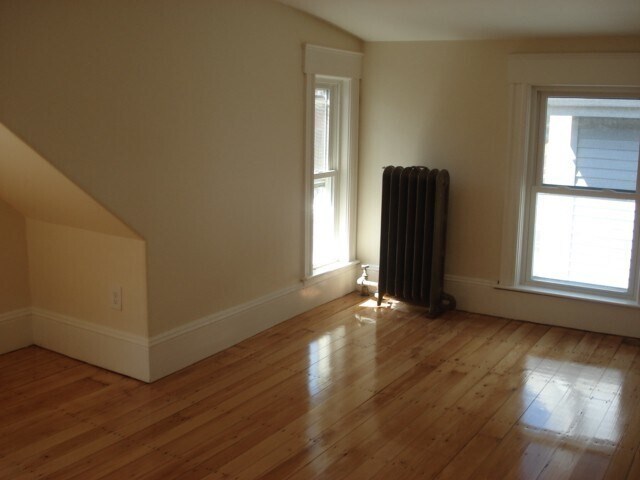 Building Photo - 95 Boylston St