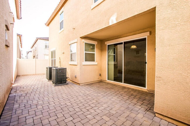 Building Photo - This home has everything that you are looking for!