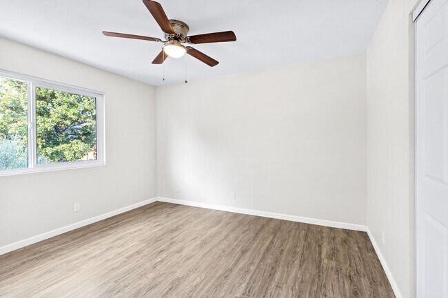 Building Photo - 1356 Monte Vista Ave