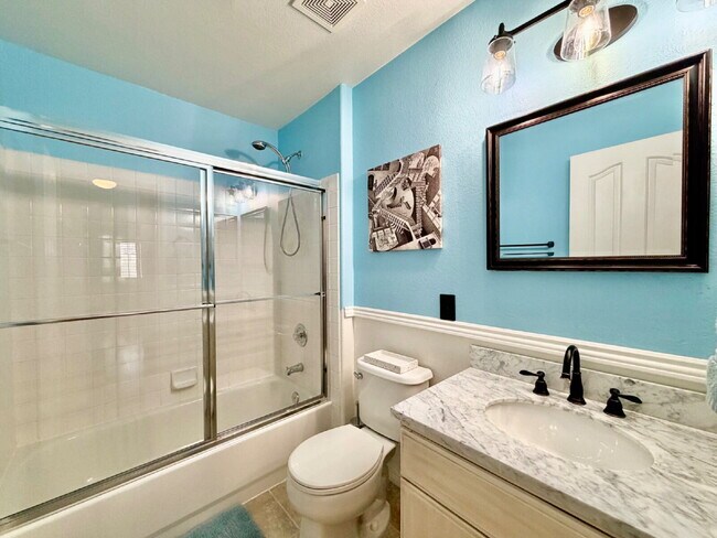 Building Photo - UPGRADED 2 BEDROOM TOWNHOME | SOLAR + PRIVATE YARD | SILVERADO RANCH / HENDERSON