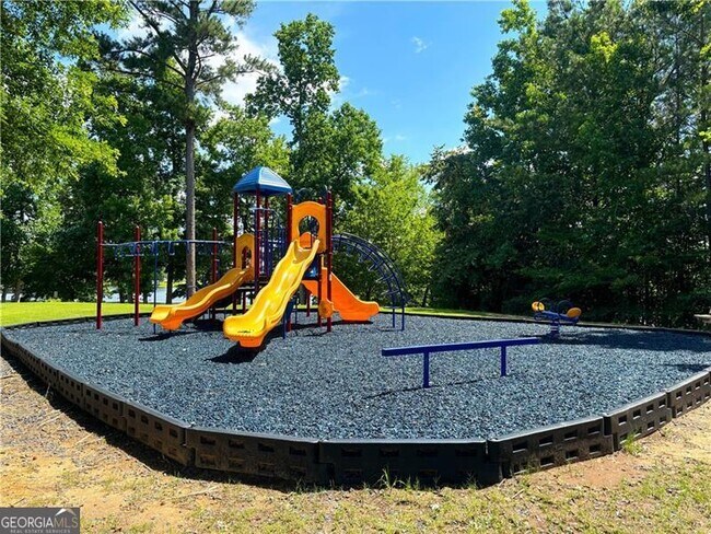 Building Photo - 7888 The Lakes Point