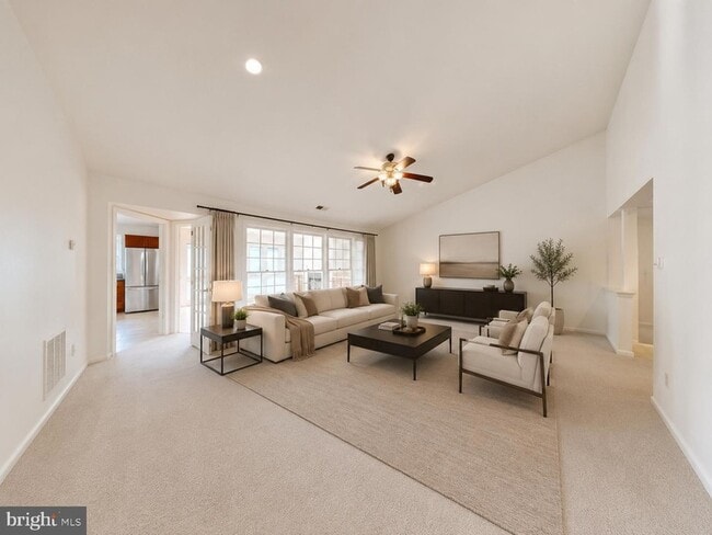 Building Photo - 10701 Kings Riding Way