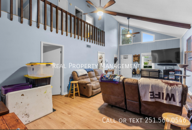 Building Photo - 7044 Carrabelle Key