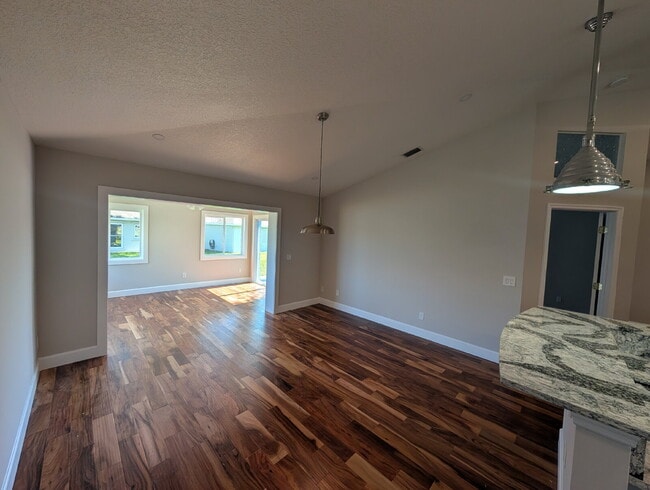 Building Photo - Beautiful 3 Bedroom Home in Viera