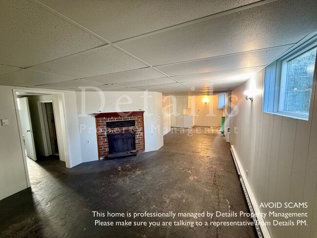 Building Photo - 5 Bedroom 2 Story With Basement!