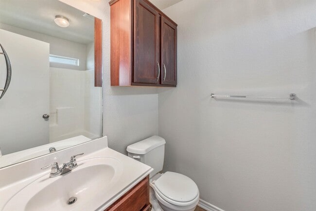 Building Photo - 2939 McLaren Dr