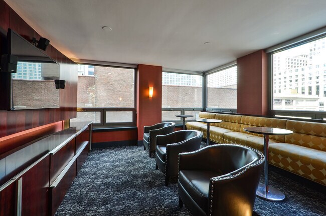 Building Photo - 440 N Wabash Ave