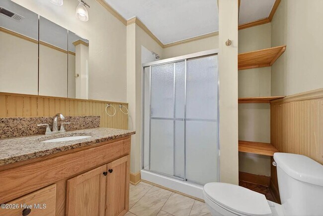Building Photo - Ideal for Medical Professionals & Students – Spacious 5BR Near Downtown