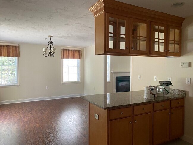 Building Photo - 807 Ledgewood Way