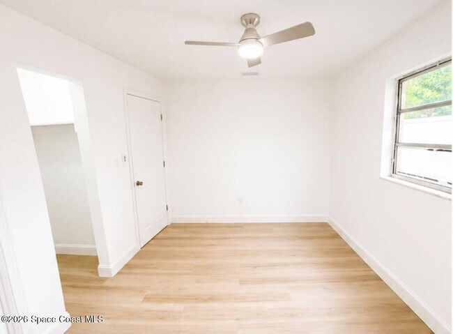 Building Photo - 4450 Browning Ave