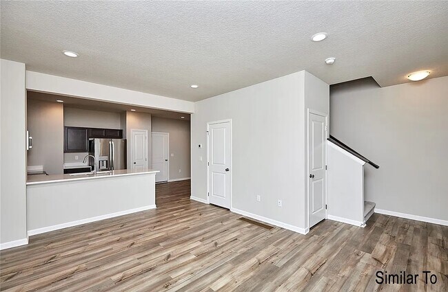 Building Photo - 828 Oakmont Pl