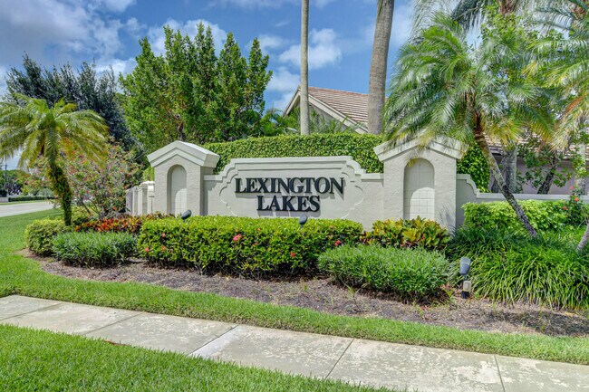 Building Photo - 10201 Lexington Lakes Blvd N