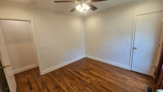 Building Photo - 410 Woodland Dr