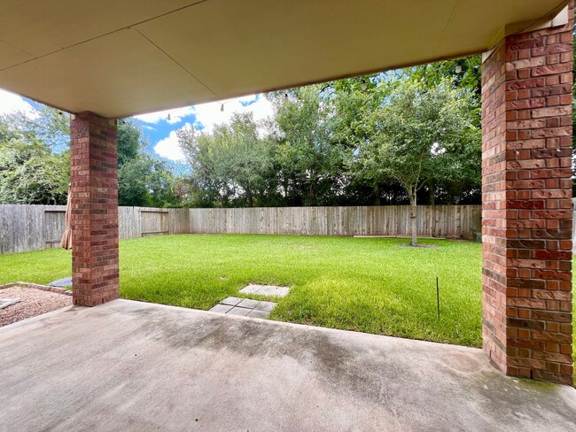 Building Photo - Gorgeous Two Story Home in Richmond, TX