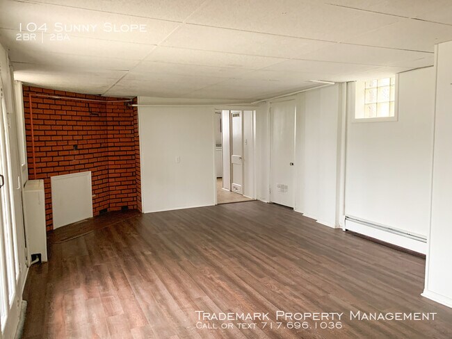 Building Photo - Nice 2 Bedroom Home