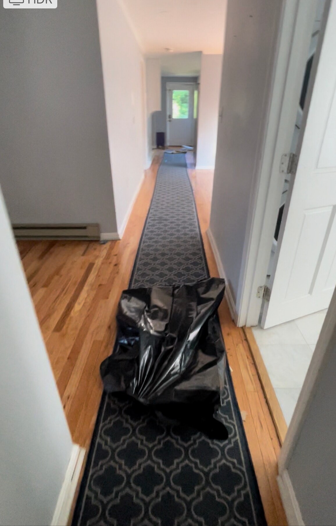 Building Photo - 647 N Main St