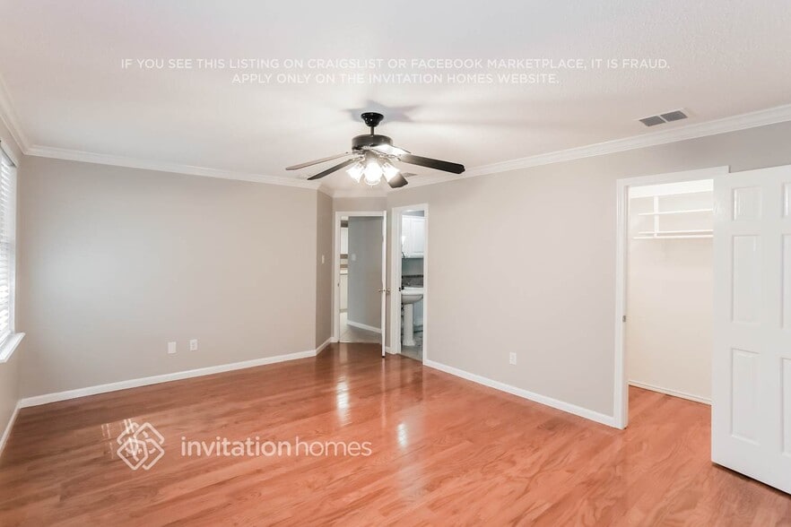 Building Photo - 1828 Lariat Dr