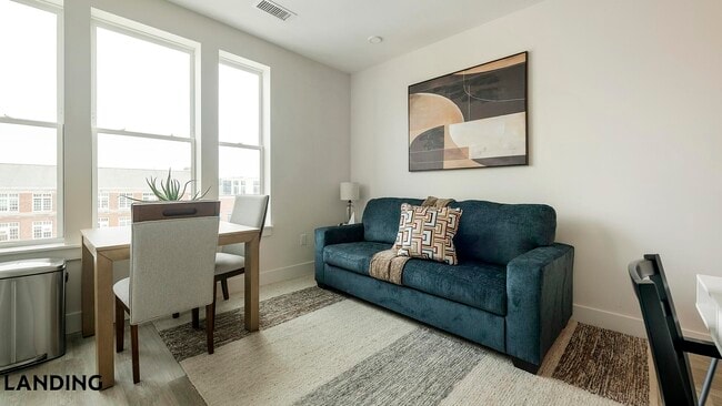 Building Photo - 2005 11th St NW