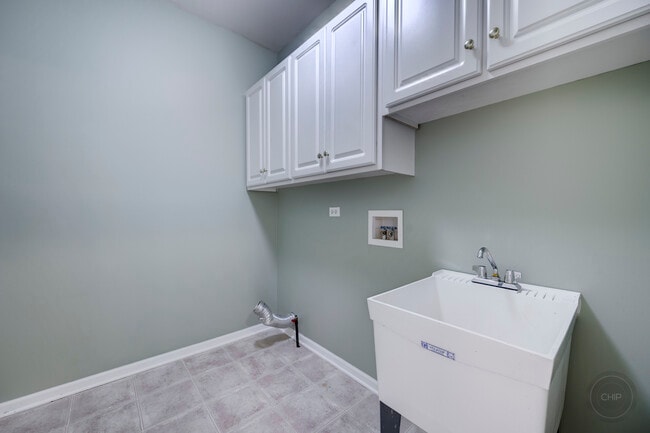 Building Photo - 3744 Highknob Cir