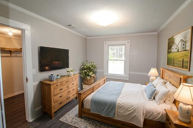 Building Photo - 6228 Rocky Ford Rd