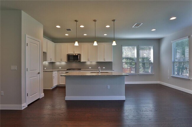 Building Photo - 10606 Turnbull Loop