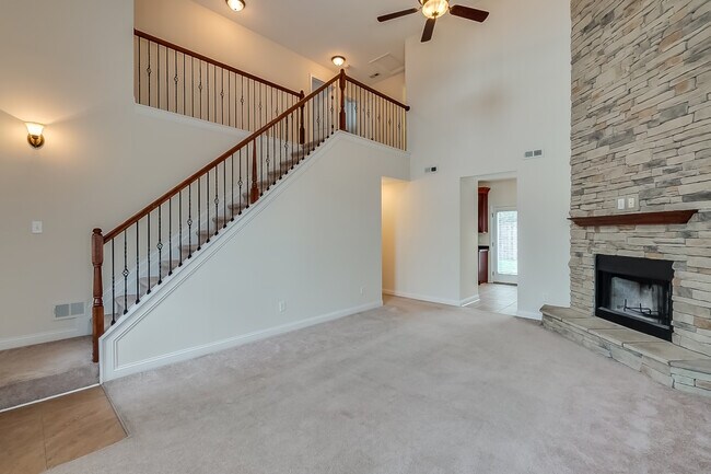 Building Photo - 3356 Sweet Clover Ln