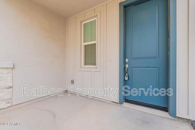 Building Photo - 5532 S Dillon Cir