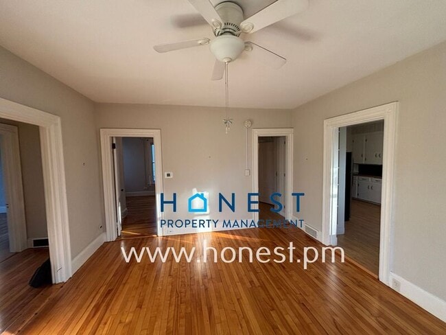 Building Photo - 103 Rackleff St