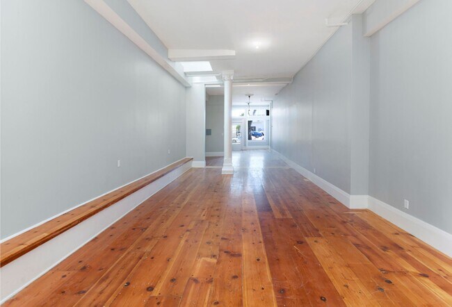 Building Photo - 705 16th St