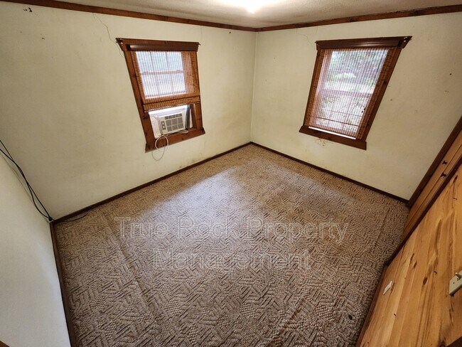 Building Photo - 18745 CR 3460