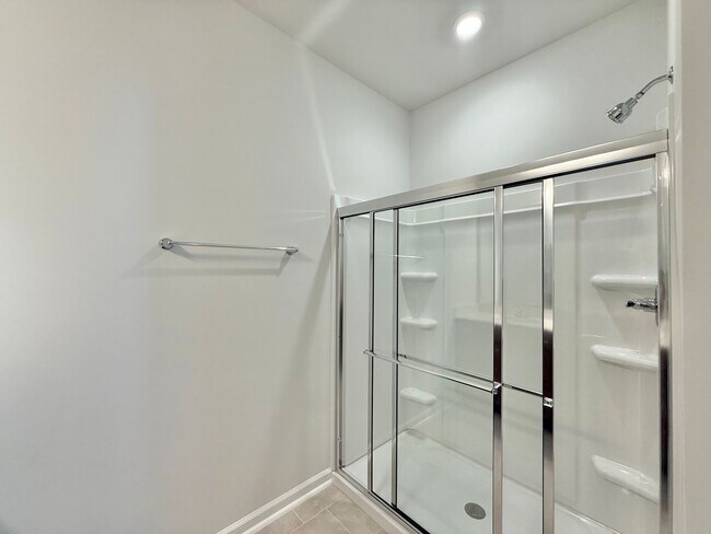 Building Photo - **OFFERING REFUNDABLE APPLICATION FEES** New Construction 3BD, 2.5BA Garner Townhome with a 1-Car...