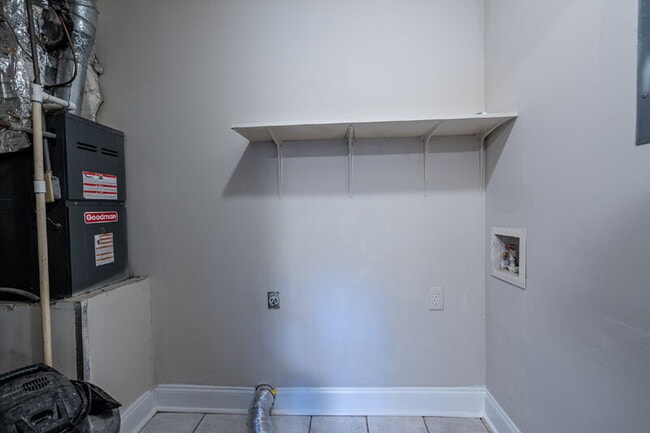 Building Photo - 114 Bentley Pkwy