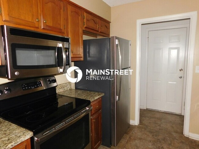 Building Photo - 8104 Longbranch Dr