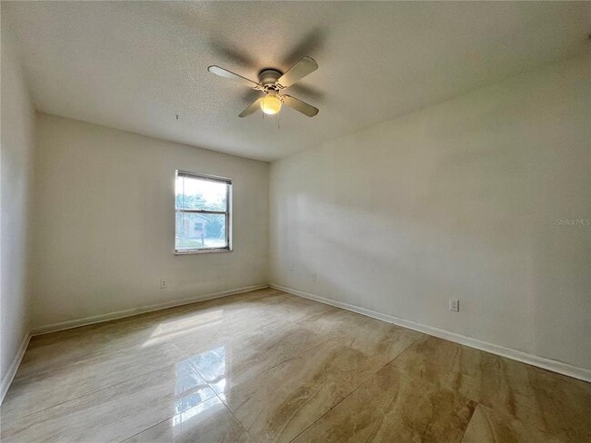 Building Photo - 2848 Empire Pl