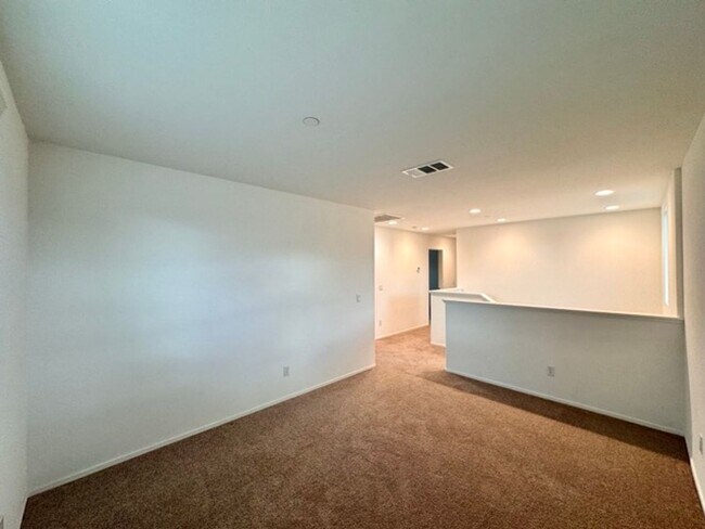 Building Photo - SOLAR INCLUDED! Stunning 3 Bedroom Home in...