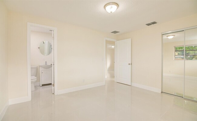 Building Photo - 3105 18th St