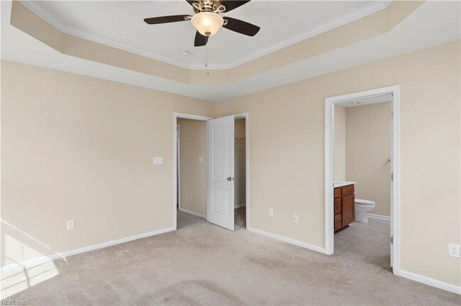 Building Photo - 4956 Almandine Ave