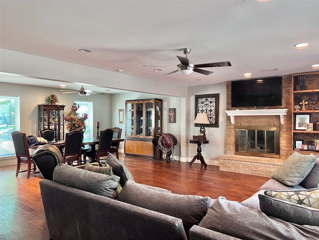 Building Photo - 15126 Turkey Creek Dr