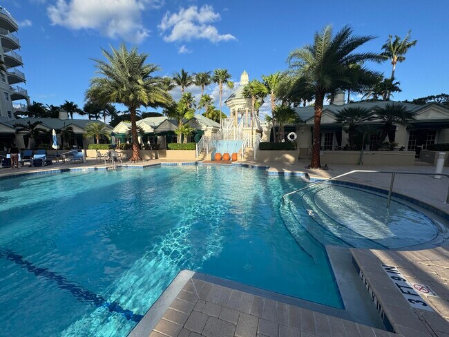 Building Photo - 221 Ocean Grande Blvd