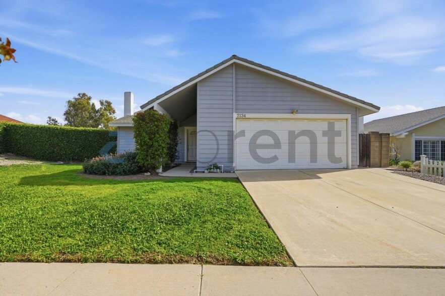 Building Photo - 2134 Latham St