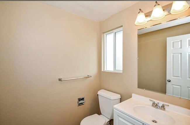 Building Photo - 4243 SW 323rd St