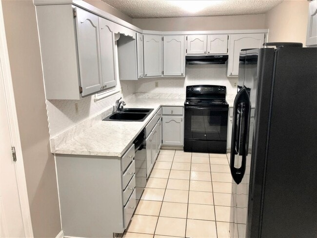 Building Photo - For Rent – 1203 Golfcourse Drive, Jonesboro, AR 72404