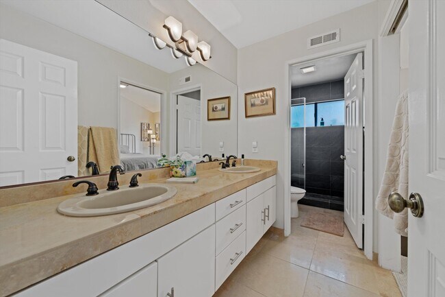 Building Photo - 45710 Pueblo Rd