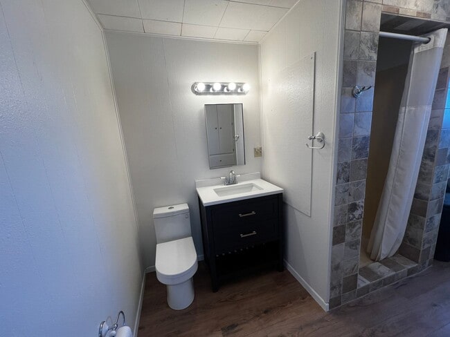 Building Photo - For Rent – Private Desert Retreat in Wonder Valley