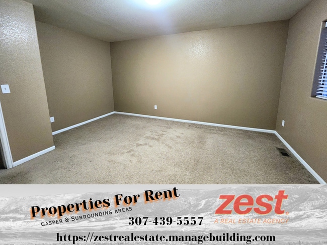 Building Photo - 753 6th St