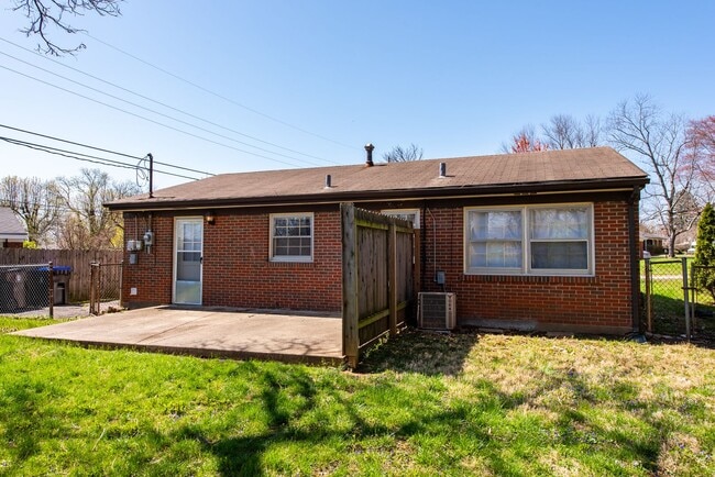 Building Photo - Awesome Home!!!