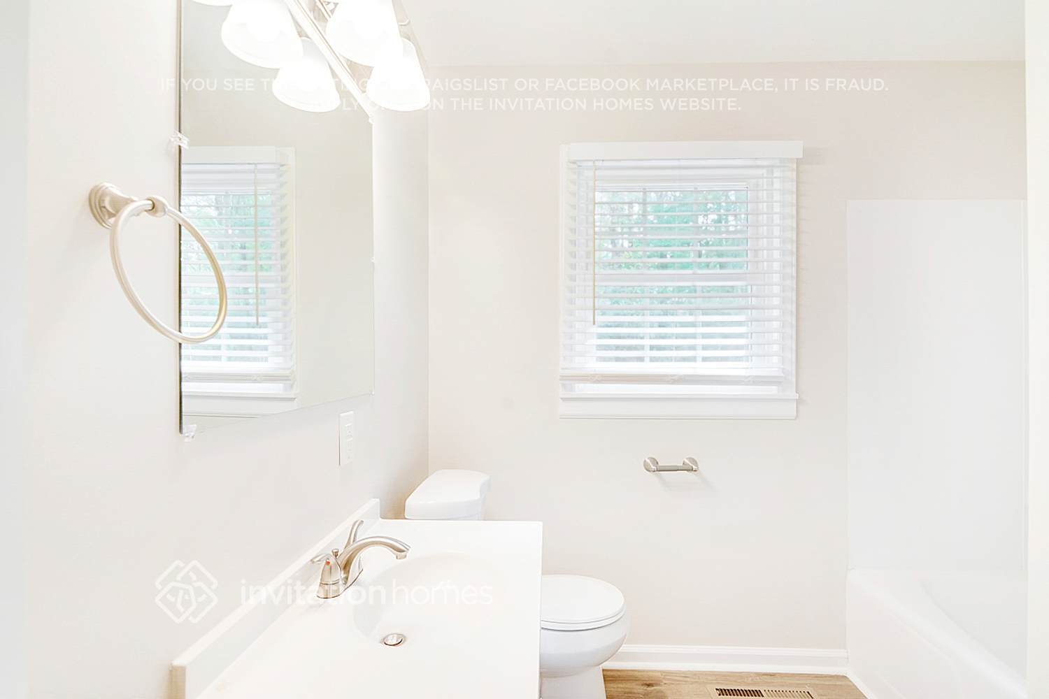 Building Photo - 512 Uzzle St