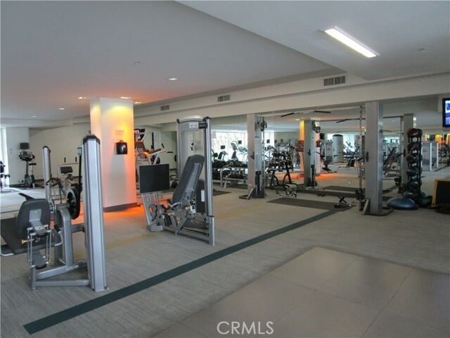 Building Photo - 1234 Wilshire Blvd